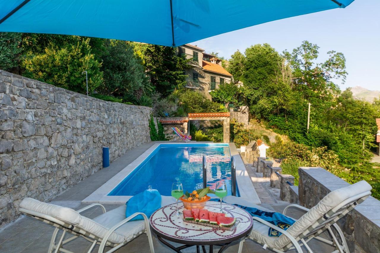 Villa Blanka Zrnovnica Ngoại thất bức ảnh