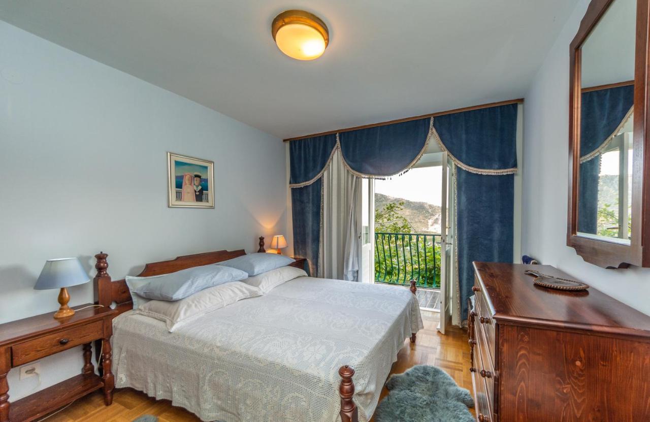 Villa Blanka Zrnovnica Ngoại thất bức ảnh